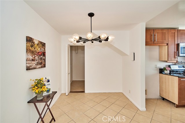 Detail Gallery Image 7 of 24 For 856 N Van Ness Ave #3,  Los Angeles,  CA 90038 - 2 Beds | 2 Baths