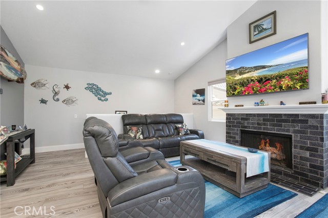 37 Fleurance Street, Laguna Niguel CA: https://media.crmls.org/medias/c4091c66-c39f-44eb-8961-cefd8fb7b774.jpg