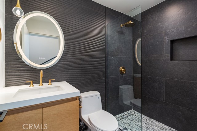 C4094d2f C893 4cdd A3c7 58f6e2c0e42f