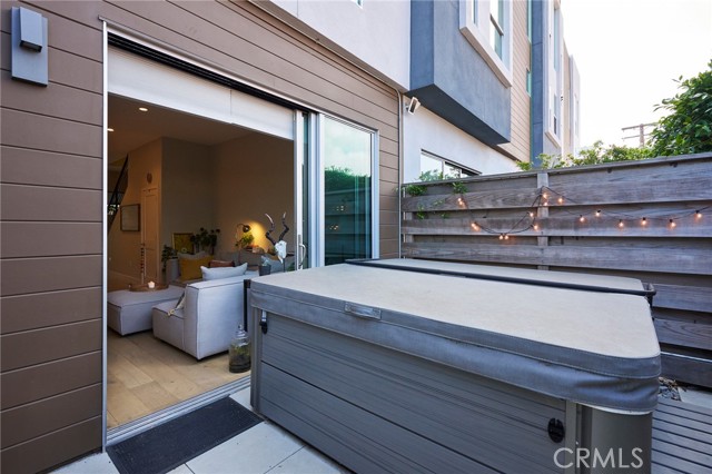 1920 South Pacific Coast Highway, Redondo Beach, California 90277, 3 Bedrooms Bedrooms, ,3 BathroomsBathrooms,Residential,Sold,South Pacific Coast Highway,PV23180320