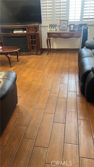 11053 Elmcrest St, El Monte CA: https://media.crmls.org/medias/c409dc48-3e44-4184-b5da-e4eb8882e0c3.jpg