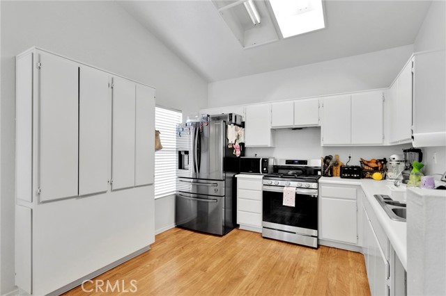 Detail Gallery Image 11 of 33 For 15026 Milford Ave, Adelanto,  CA 92301 - 4 Beds | 2 Baths