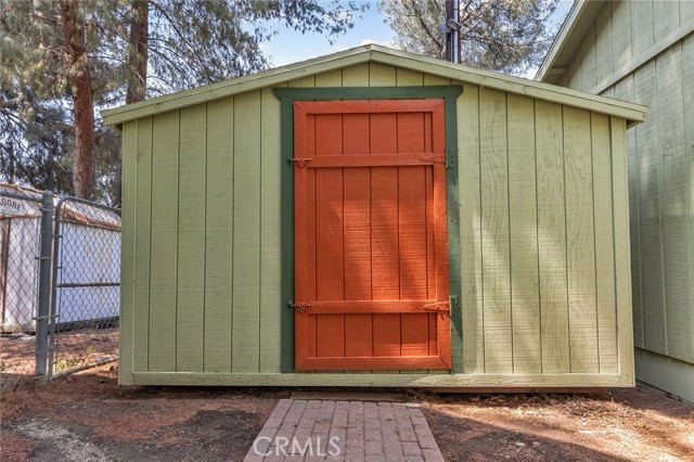 11101 Spanish Hills Dr, Corona CA: https://media.crmls.org/medias/c40a8162-682e-4cac-b520-f1f9d463dbbe.jpg