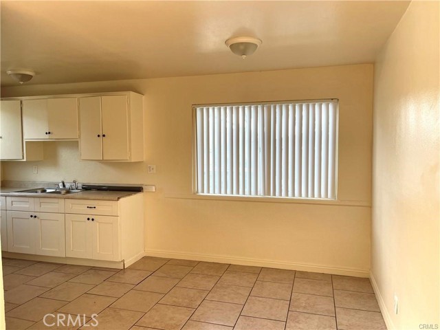 Detail Gallery Image 4 of 8 For 4830 Canoga St a,  Montclair,  CA 91763 - 2 Beds | 1 Baths