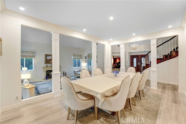3866 Hunter Crest Court, Moorpark CA: https://media.crmls.org/medias/c40ae82d-b43a-406f-a8ce-d4e790bb8d27.jpg