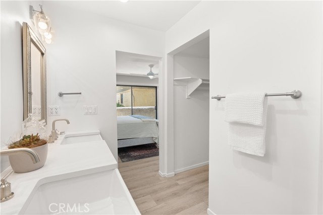 1425 E 2nd Street, Long Beach CA: https://media.crmls.org/medias/c40b1ab7-67a5-4b44-878a-35d4bb0932f2.jpg
