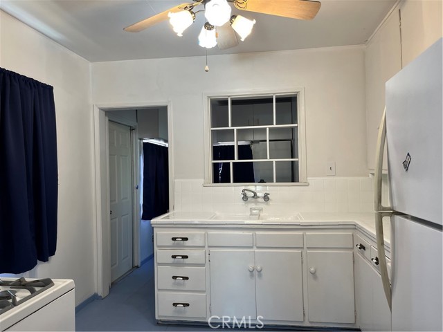 Detail Gallery Image 7 of 33 For 5639 Satsuma Ave, North Hollywood,  CA 91601 - 2 Beds | 2 Baths