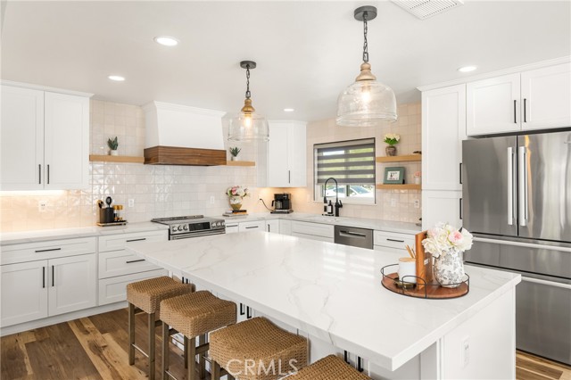 Detail Gallery Image 16 of 49 For 13381 Del Cerro Dr, Tustin,  CA 92780 - 5 Beds | 3 Baths