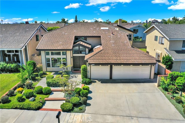 Image 4 of 46 For 8452 Deepview Drive