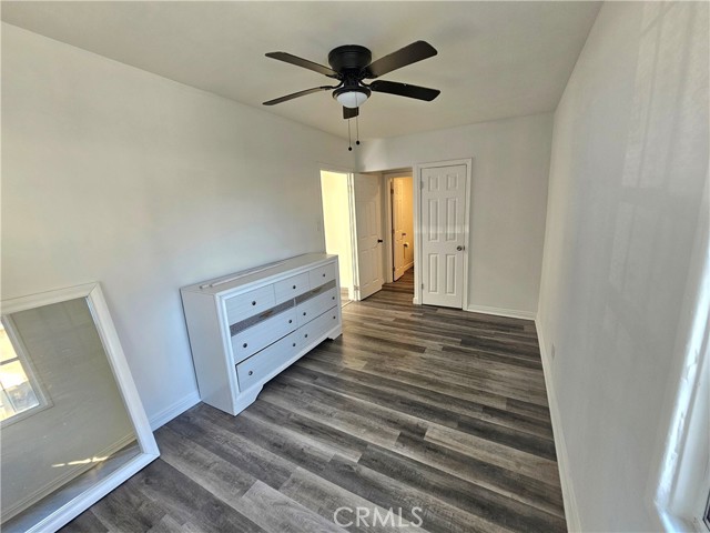Detail Gallery Image 7 of 18 For 1555 E 107th, Los Angeles,  CA 90002 - 3 Beds | 2 Baths