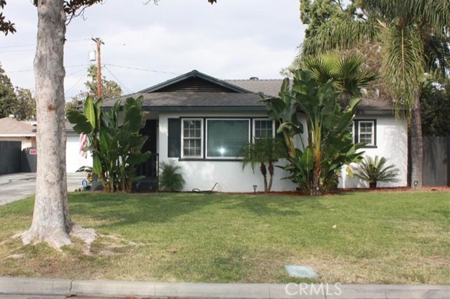 3585 Timothy Way, Riverside CA: https://media.crmls.org/medias/c40f37b7-6443-457d-8cff-8abc3cad0ffc.jpg