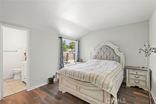 8745 Valjean Avenue, North Hills CA: https://media.crmls.org/medias/c40fffe3-77df-4170-b031-92c730ee9262.jpg