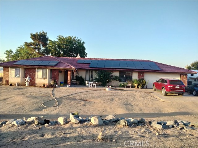 2390 Trinity Road, Pinon Hills CA: https://media.crmls.org/medias/c410104a-5119-47ee-9b77-154750d13563.jpg