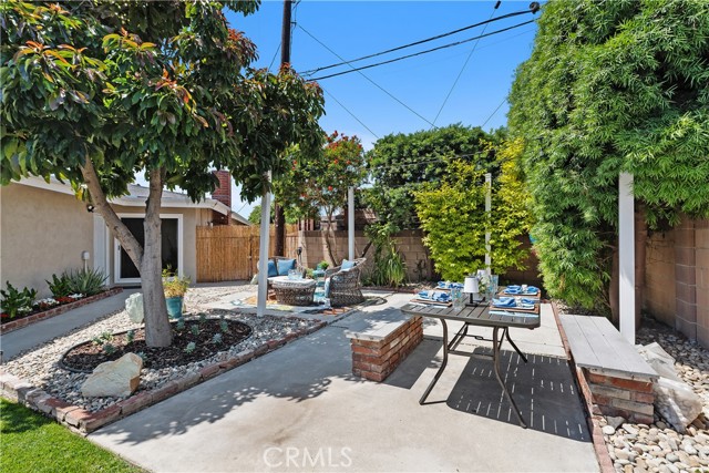 1837 N Studebaker Road, Long Beach CA: https://media.crmls.org/medias/c411ce84-ab2a-4587-a8e4-7ba0d154f272.jpg