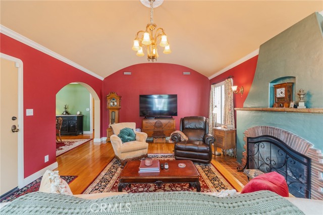 Detail Gallery Image 12 of 54 For 331 N Pine, Anaheim,  CA 92805 - 3 Beds | 1/1 Baths