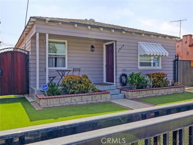 5960 Lime Avenue, Long Beach CA: https://media.crmls.org/medias/c413360d-bde4-41c1-91b8-a72b48f87a6c.jpg