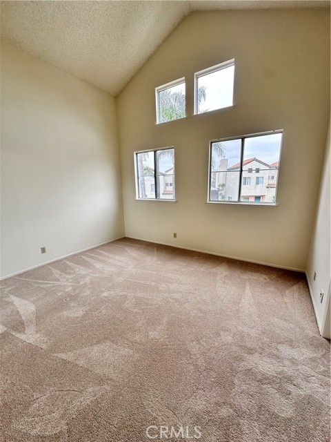 Detail Gallery Image 12 of 13 For 13901 Olive View Ln #40,  Sylmar,  CA 91342 - 3 Beds | 2 Baths