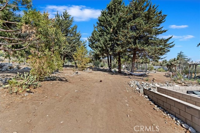 1946 Desert Front Road, Wrightwood CA: https://media.crmls.org/medias/c413b1a8-d2ab-43ef-acc2-3564dd26e6dd.jpg