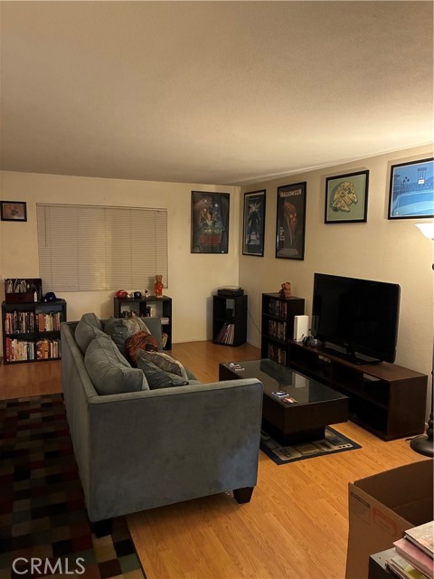 Detail Gallery Image 6 of 19 For 12836 12 #59,  Chino,  CA 91710 - 2 Beds | 1/1 Baths