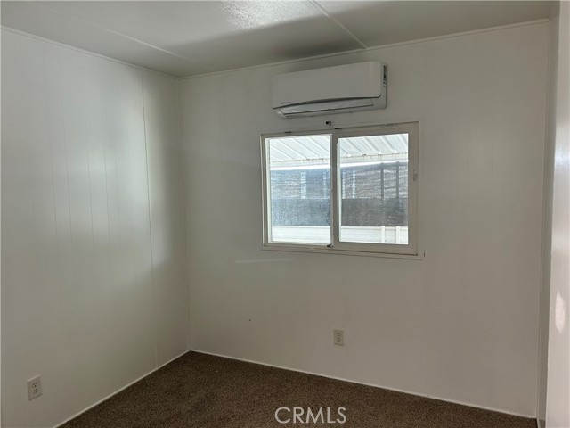1455 S State Street, Hemet CA: https://media.crmls.org/medias/c4145791-c2bf-42ef-ae87-052b645aa6f2.jpg