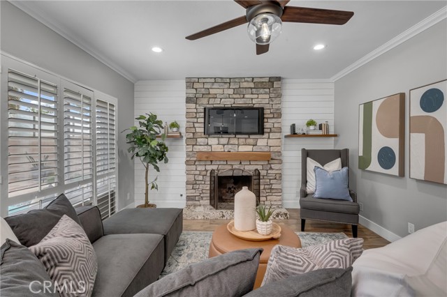 3652 San Joaquin Avenue, Los Alamitos CA: https://media.crmls.org/medias/c414a4f7-d990-4b88-ba34-19885ace90a6.jpg