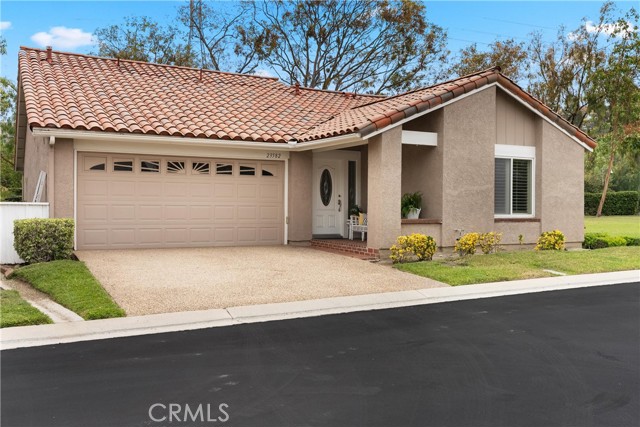 23582 Villena, Mission Viejo CA: https://media.crmls.org/medias/c4152cb9-1dc7-4afa-95ca-155bf10a46ab.jpg