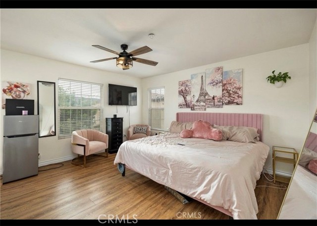 41945 Davenport Way, Murrieta CA: https://media.crmls.org/medias/c4158781-114e-420d-84a8-be5b61fd6d98.jpg
