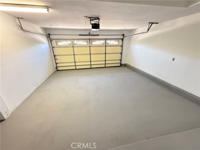 11737 Lois Court, Granada Hills CA: https://media.crmls.org/medias/c415b277-cc21-43d0-b893-150e5307155f.jpg