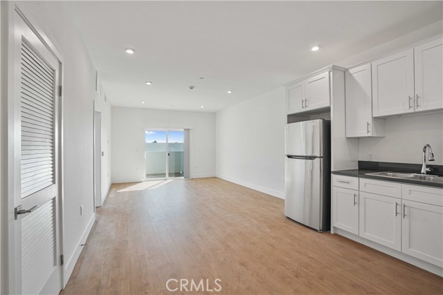 Detail Gallery Image 5 of 26 For 8750 Sepulveda Bld #311,  North Hills,  CA 91343 - 1 Beds | 1 Baths