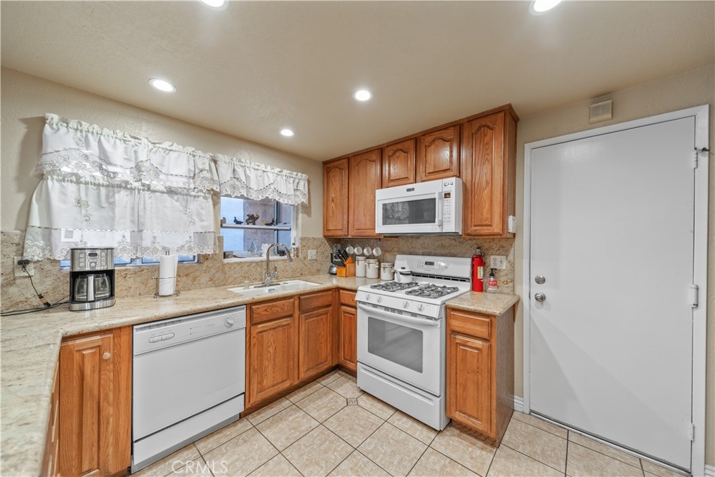 C4167575 83F5 4A05 9C87 2F97Fc86Af5B 17406 Sandlake Avenue, Carson, Ca 90746 &Lt;Span Style='BackgroundColor:transparent;Padding:0Px;'&Gt; &Lt;Small&Gt; &Lt;I&Gt; &Lt;/I&Gt; &Lt;/Small&Gt;&Lt;/Span&Gt;