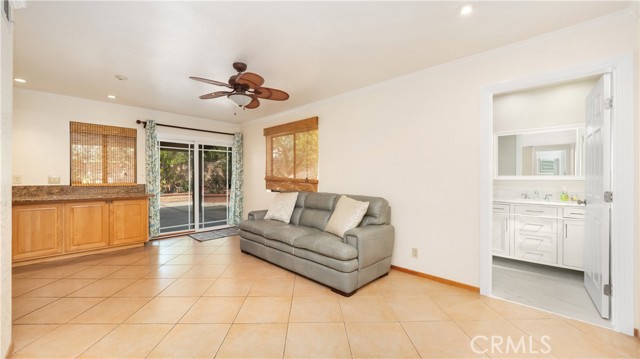 2607 Markwood Street, Duarte CA: https://media.crmls.org/medias/c4168595-af0c-4a4a-807c-ebd793003bb9.jpg