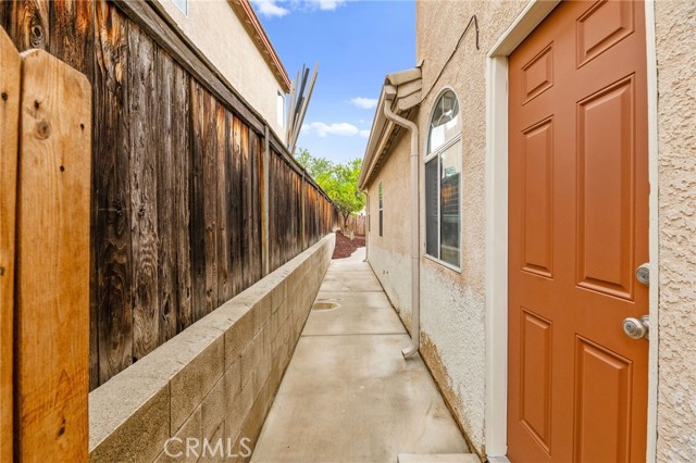 40723 Mountain Pride, Murrieta CA: https://media.crmls.org/medias/c416adc2-91ab-45ff-b248-0c72f224314a.jpg