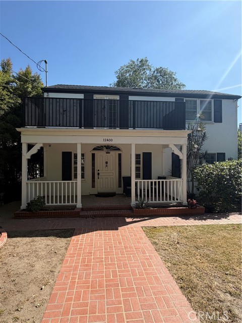 12400 Magnolia, Valley Village CA: https://media.crmls.org/medias/c4172bfd-e616-46e9-ad34-7a6f20628772.jpg