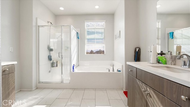 Detail Gallery Image 14 of 20 For 3430 E Santa Clara Ln #8,  Ontario,  CA 91761 - 3 Beds | 2/1 Baths