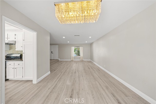 16602 Woodmont photo 9