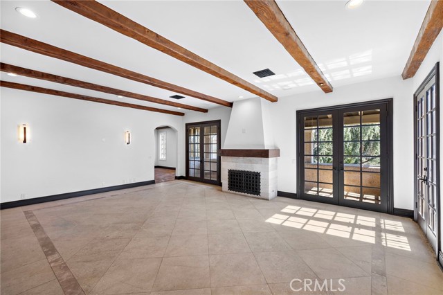 Detail Gallery Image 8 of 74 For 1316 Beverly Grove Pl, Beverly Hills,  CA 90210 - 5 Beds | 7/2 Baths