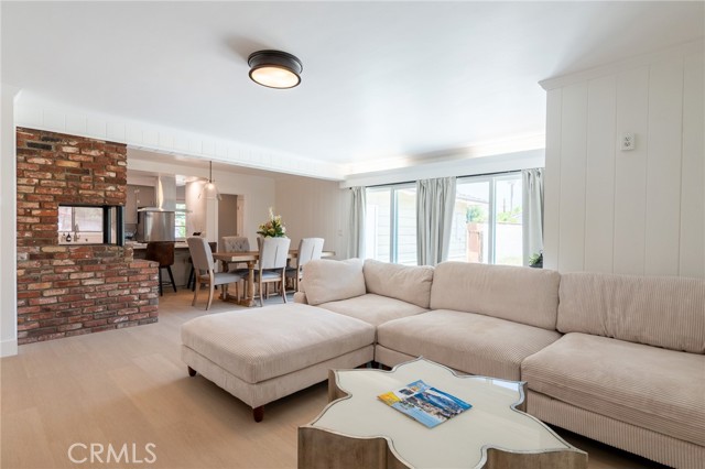Detail Gallery Image 15 of 50 For 705 E Foothill Blvd, Glendora,  CA 91741 - 4 Beds | 2 Baths