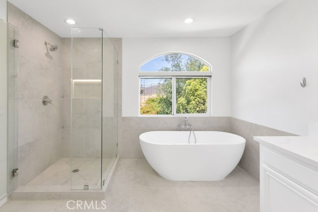 Detail Gallery Image 20 of 31 For 2029 Roadrunner Ave, Newbury Park,  CA 91320 - 4 Beds | 3 Baths