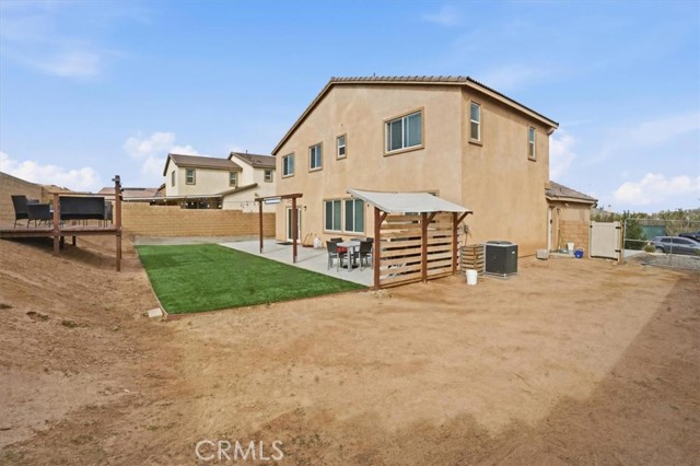 Detail Gallery Image 30 of 30 For 14219 Fir, Oak Hills,  CA 92344 - 4 Beds | 3 Baths