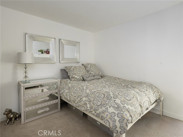 Detail Gallery Image 25 of 33 For 119 E Walnut Ave, El Segundo,  CA 90245 - 3 Beds | 2/1 Baths