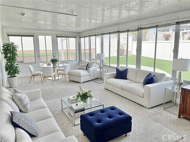 26478 Fairway Circle, Newhall CA: https://media.crmls.org/medias/c41b189b-f34c-4d7d-bb61-c695d260c418.jpg