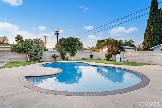 Detail Gallery Image 26 of 29 For 1675 W Mells Lane, Anaheim,  CA 92802 - 4 Beds | 2/1 Baths