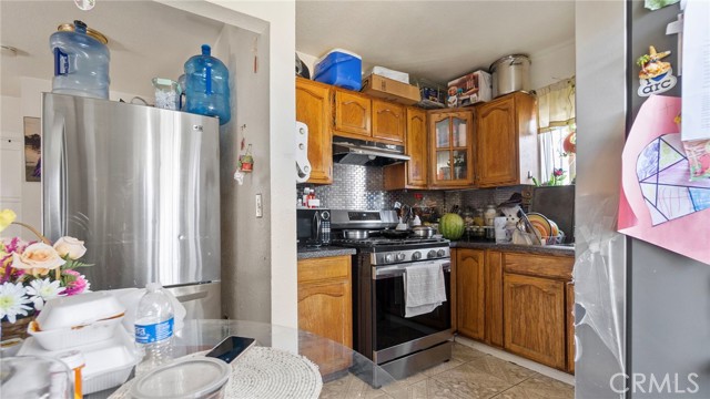 Detail Gallery Image 27 of 62 For 413 E 81st St, Los Angeles,  CA 90003 - – Beds | – Baths