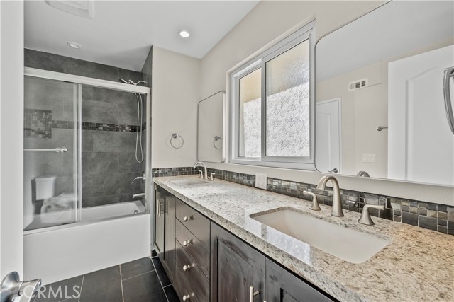 16431 Grayville, La Mirada CA: https://media.crmls.org/medias/c41c158c-0163-4642-9f8d-5bf01fea0ae9.jpg