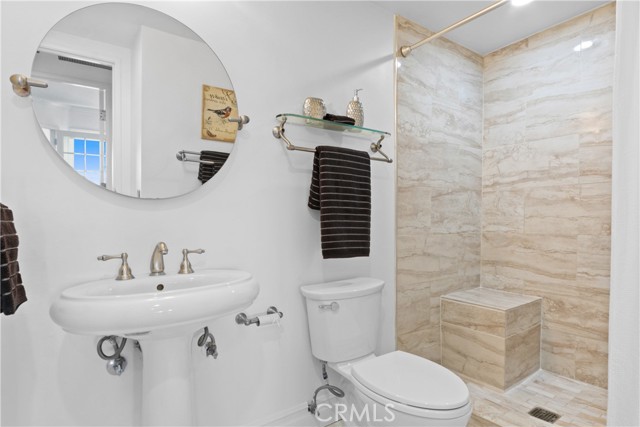 Detail Gallery Image 16 of 29 For 525 E Seaside Way #1508,  Long Beach,  CA 90802 - 2 Beds | 2 Baths