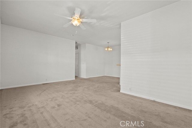 15455 Glenoaks Boulevard, Sylmar CA: https://media.crmls.org/medias/c41c4104-18bc-494b-81d3-8164c5d62cf5.jpg