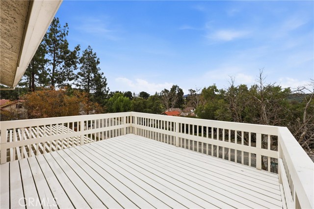 Detail Gallery Image 9 of 18 For 6800 Cedarbark Ct, Oak Park,  CA 91377 - 3 Beds | 2/1 Baths