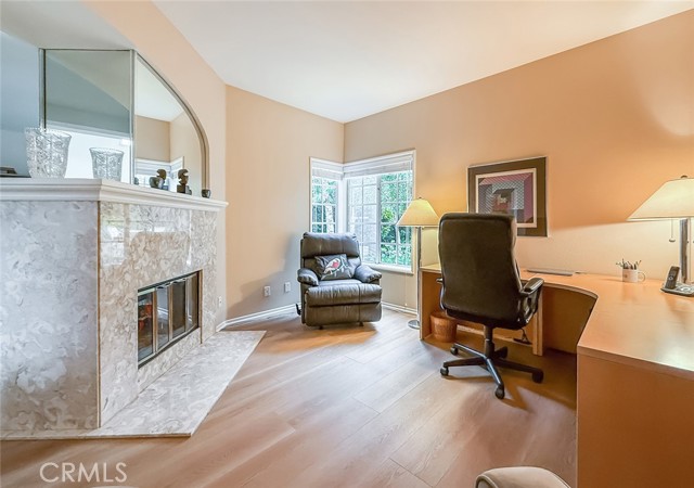 5700 Tanner Ridge Avenue, Westlake Village CA: https://media.crmls.org/medias/c41df6ac-f2d2-4fcb-9ada-01babff0d1c6.jpg