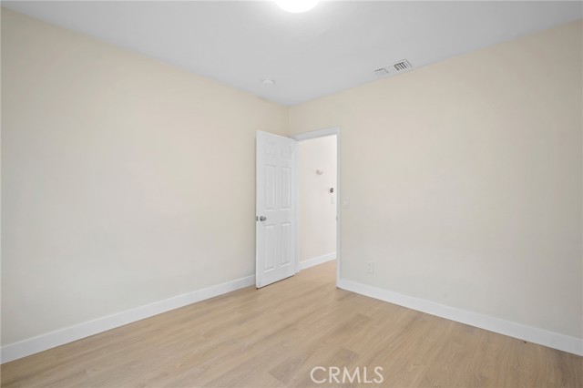 8302 Webb Avenue, Sun Valley CA: https://media.crmls.org/medias/c41dffaf-a3df-4e8d-bd29-f4b5a40698c1.jpg