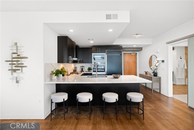 Detail Gallery Image 8 of 31 For 800 the Mark Ln #1806,  San Diego,  CA 92101 - 1 Beds | 1/1 Baths